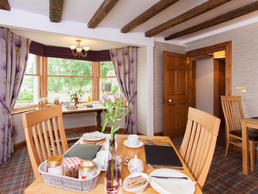The Coach House Crookham Hotel Crookham  Exterior photo