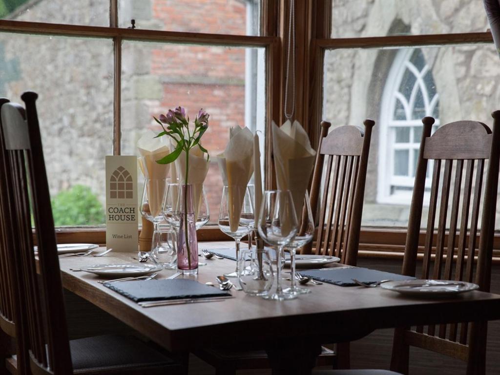 The Coach House Crookham Hotel Crookham  Exterior photo